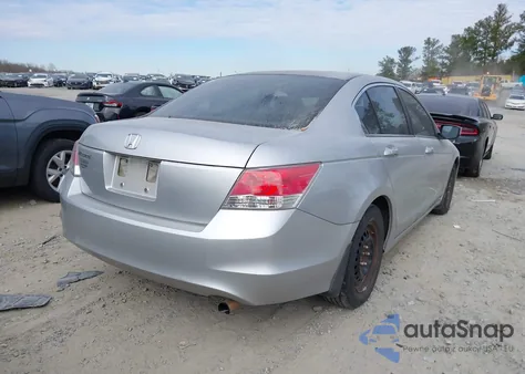 2010 Honda Accord 2.4 Lx z USA, uszkodzony, nr VIN 1HGCP2F37AA025593